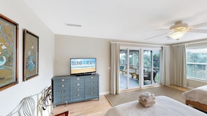 7 bedrooms, iron/ironing board, free WiFi, bed sheets