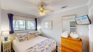 1 chambre, fer et planche à repasser, Wi-Fi gratuit, draps fournis