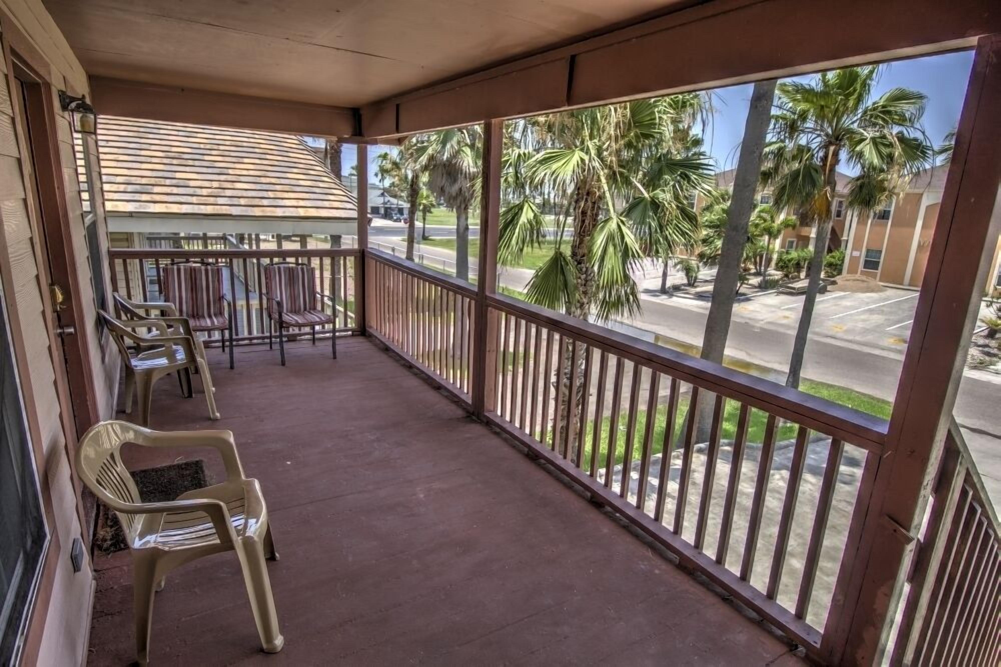 Beach Chic on a Budget! By Rent On Padre