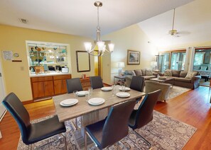 Dining - Charming home in Isle of Palms with 2-sundecks, covered parking, and grill (Isle of Palms)