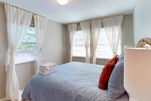 2 Schlafzimmer, kostenloses Internet, Bettwäsche