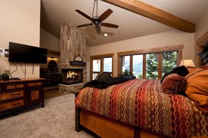 3 soverom, strykejern/-brett, wi-fi (inkludert) og sengetøy