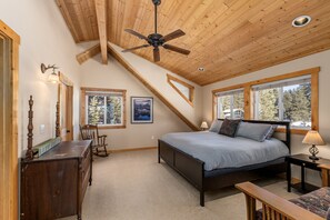 5 slaapkamers, een bureau, gratis wifi, beddengoed