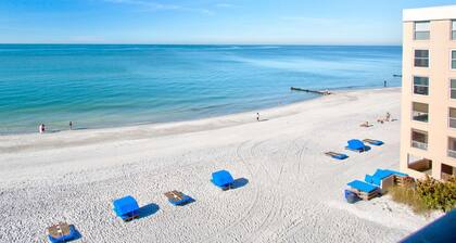 Beachfront Condo With Private Balcony Overlooking the Sand! Relax on the Beach or Lounge in the Pool