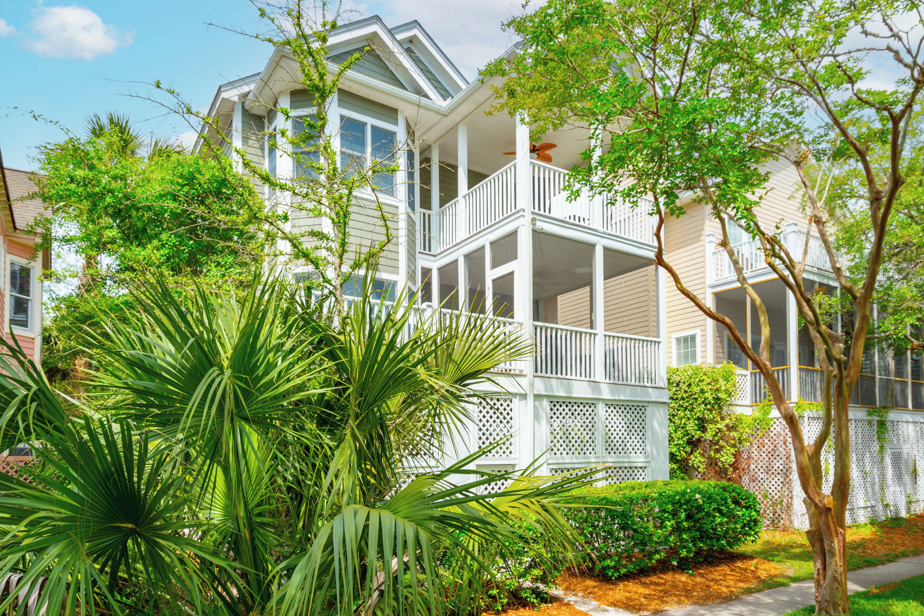 Attractive Charleston-style home with pool access in Wild Dunes