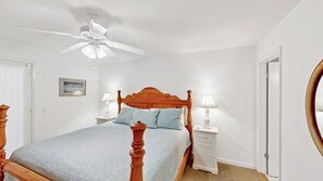 3 chambres, fer et planche à repasser, Wi-Fi gratuit, draps fournis