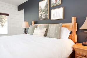 4 bedrooms, free WiFi, bed sheets