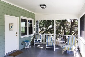 Terrace/patio - Beautiful elevated beach home located just across the street from the beach! (Isle of Palms)