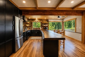 Fridge, microwave, oven, stovetop - Riverfront | Fenced Yard | Dogs | Hot Tub | Stars (Leavenworth)