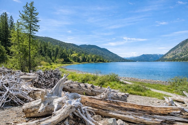 Beach - Bavarian Mt Suite-In Village-Walk to It All, BBQ (Leavenwort)