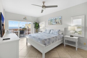 3 bedrooms, iron/ironing board, free WiFi, bed sheets - Large Gulf Unit & Beach Views - Crimson #203 (Madeira Beach)