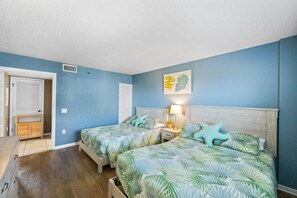 2 bedrooms, iron/ironing board, internet, bed sheets