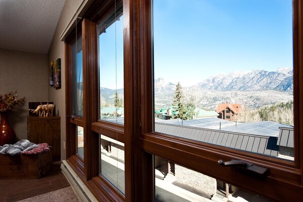 Interior - Affordable Sitzmark townhome at Purgatory - Awesome views - walk to slopes (Durango)
