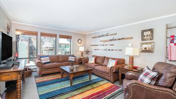 Smart TV, DVD player