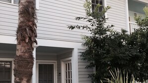 Exterior detail - Shipyard 297-Condo in Truman Annex-2 bedroom 2 bath, close to Duval w/ pool (Key West)