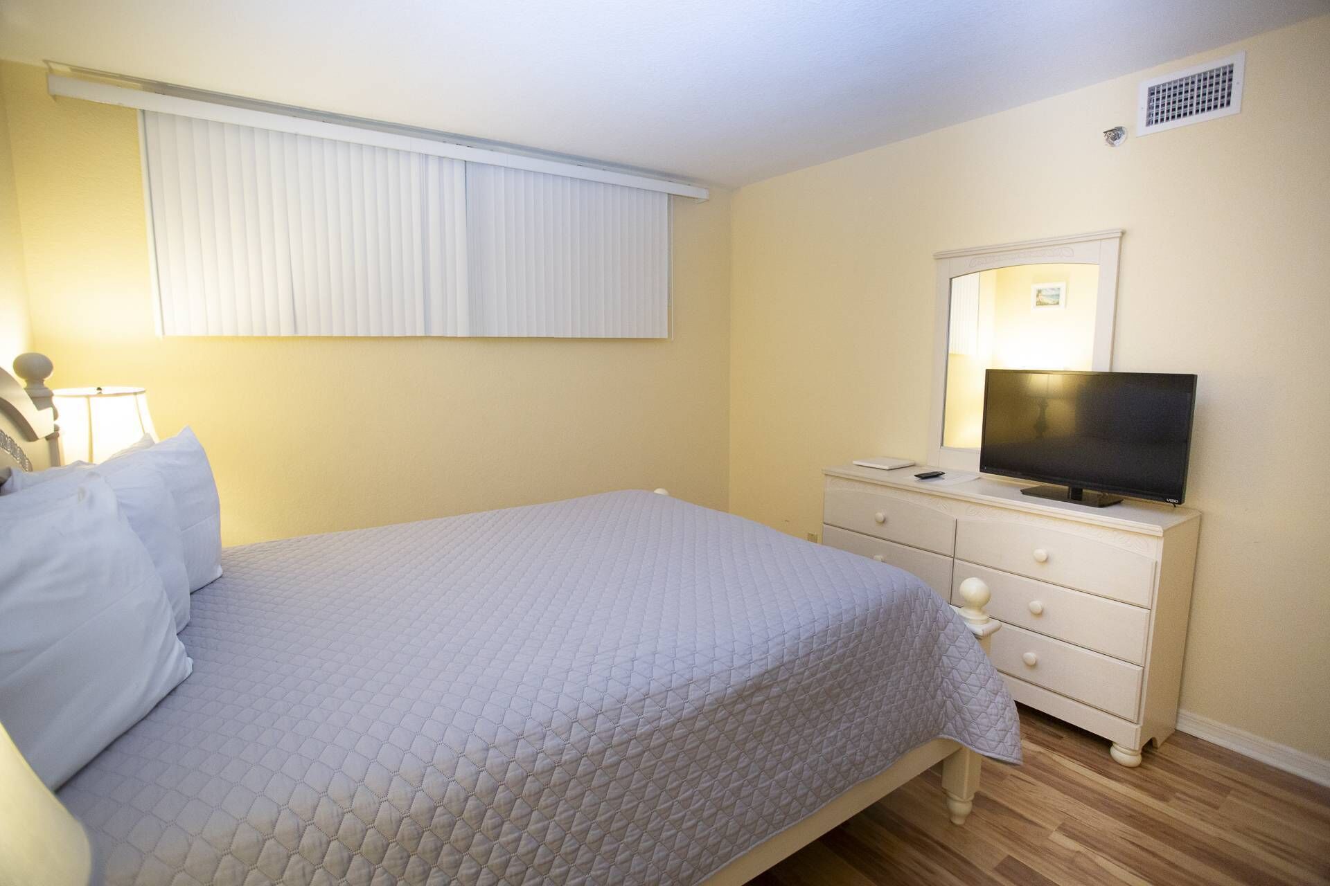 3 slaapkamers, een strijkplank/strijkijzer, gratis wifi