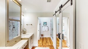 Shower, towels