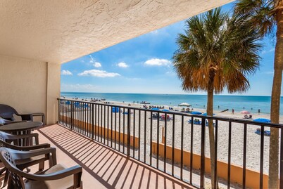 Direct Beachfront Value - 3b 2b - Las Brisas #104