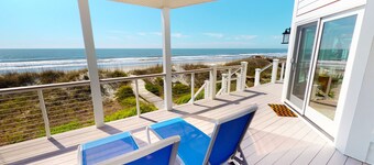 Roomy oceanfront home, direct ocean front with private boardwalk, sleeps 12