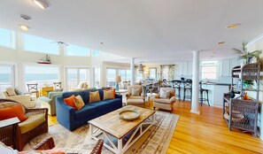 TV, DVD player - Roomy oceanfront home, direct ocean front with private boardwalk, sleeps 12 (Isle of Palms)