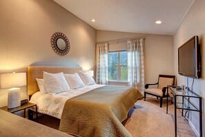 2 bedrooms, iron/ironing board, Internet, bed sheets