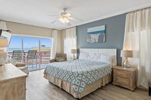 3 bedrooms, iron/ironing board, internet, bed sheets