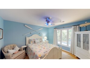 3 chambres, fer et planche à repasser, Wi-Fi gratuit, draps fournis