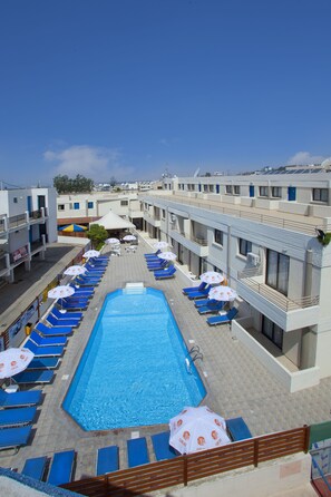 Outdoor pool - Paloma Hotel Apartments (Ayia Napa)