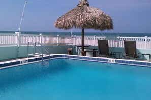 Unclassified image, 5 of 48, button