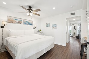 1 habitación, escritorio, tabla de planchar con plancha y wifi gratis