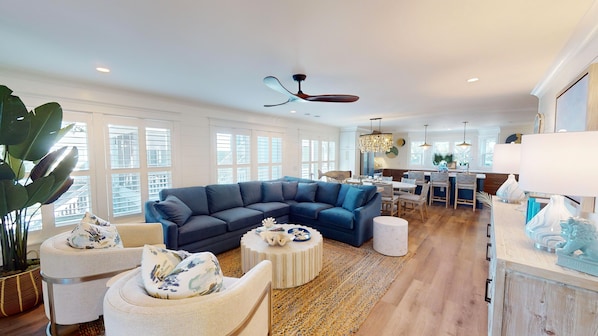 Smart TV, fireplace, stereo, offices