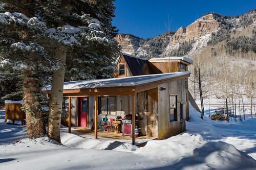 Cabin on Pond - Hot Tub - 2 Miles from Purgatory - Pet Friendly - One Acre