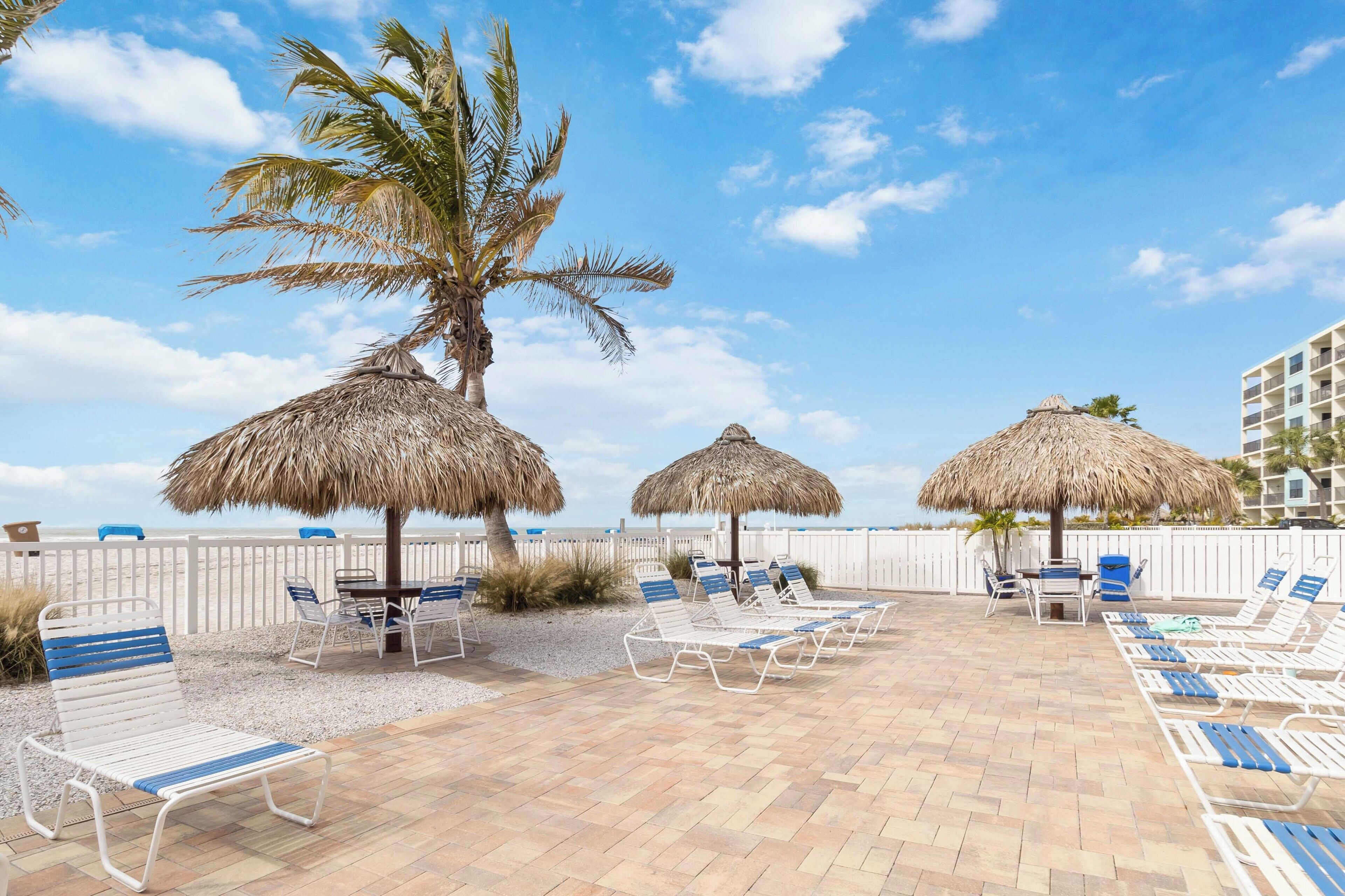 Beach Place Tikis