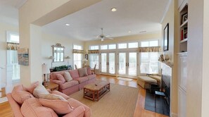 Televisio, takka, DVD-soitin