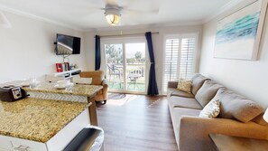 Fernseher, DVD-Player