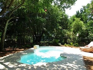 Pool - Beautifully decorated and spacious home in Wild Dunes with a private pool (Isle of Palms)
