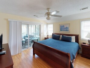 3 soverom, strykejern/-brett, wi-fi (inkludert) og sengetøy