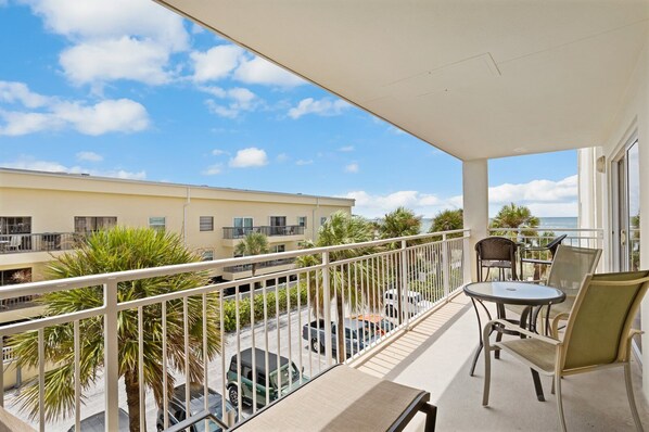 Property grounds - Beach View - John's Pass - Madeira Norte #208 (Madeira Beach)