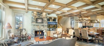 211 A SOUTH OAK - Luxury Home, Downtown Telluride, Steps away from the GONDOLA!
