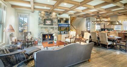 211 A SOUTH OAK - Luxury Home, Downtown Telluride, Steps away from the GONDOLA!