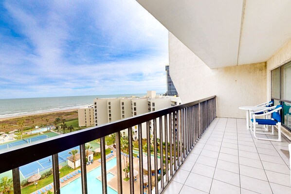 Property grounds - Dog-Friendly Oceanfront Home Features Shared Pools, Tennis, Hot Tubs, & Views (South Padre Island)