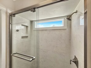 Shower, towels