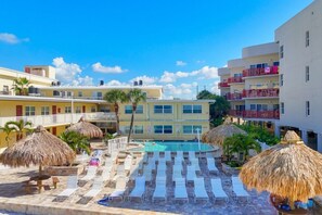 A heated pool - Updated 2nd Floor Unit by Pool - Only Steps to the Beach - Free WFii (Madeira Beach)