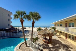 A heated pool - Updated 2nd Floor Unit by Pool - Only Steps to the Beach - Free WFii (Madeira Beach)