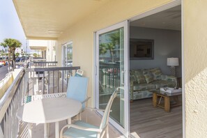 Property grounds - Beach View Balcony 1b 1b - King - Surf Song #239 (Madeira Beach)