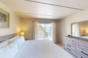 2 slaapkamers, een strijkplank/strijkijzer, wifi, beddengoed