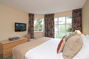 3 bedrooms, iron/ironing board, WiFi