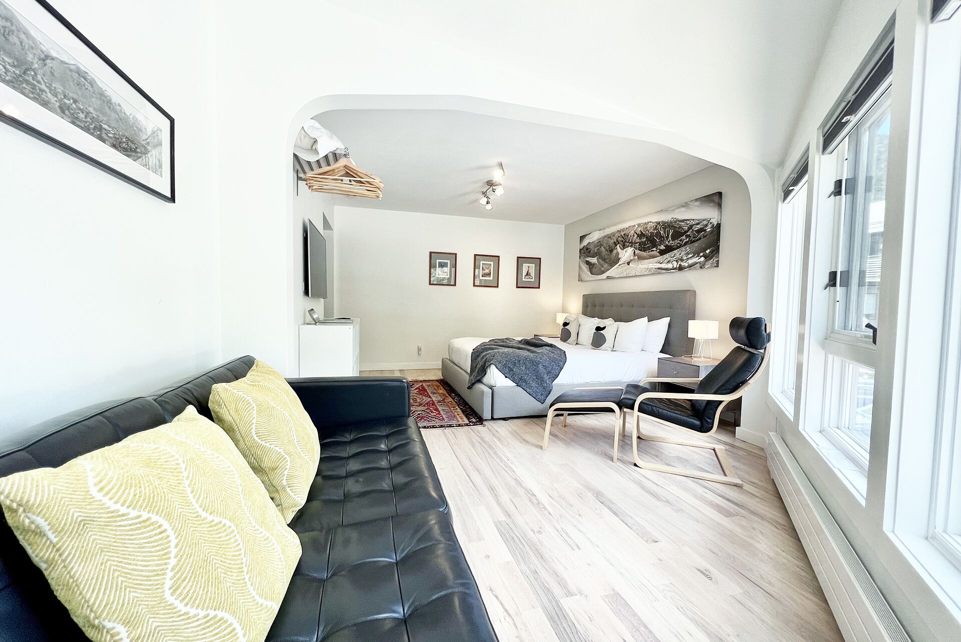 1 室のベッドルーム、アイロン / アイロン台、WiFi (無料)、ベッドシーツ