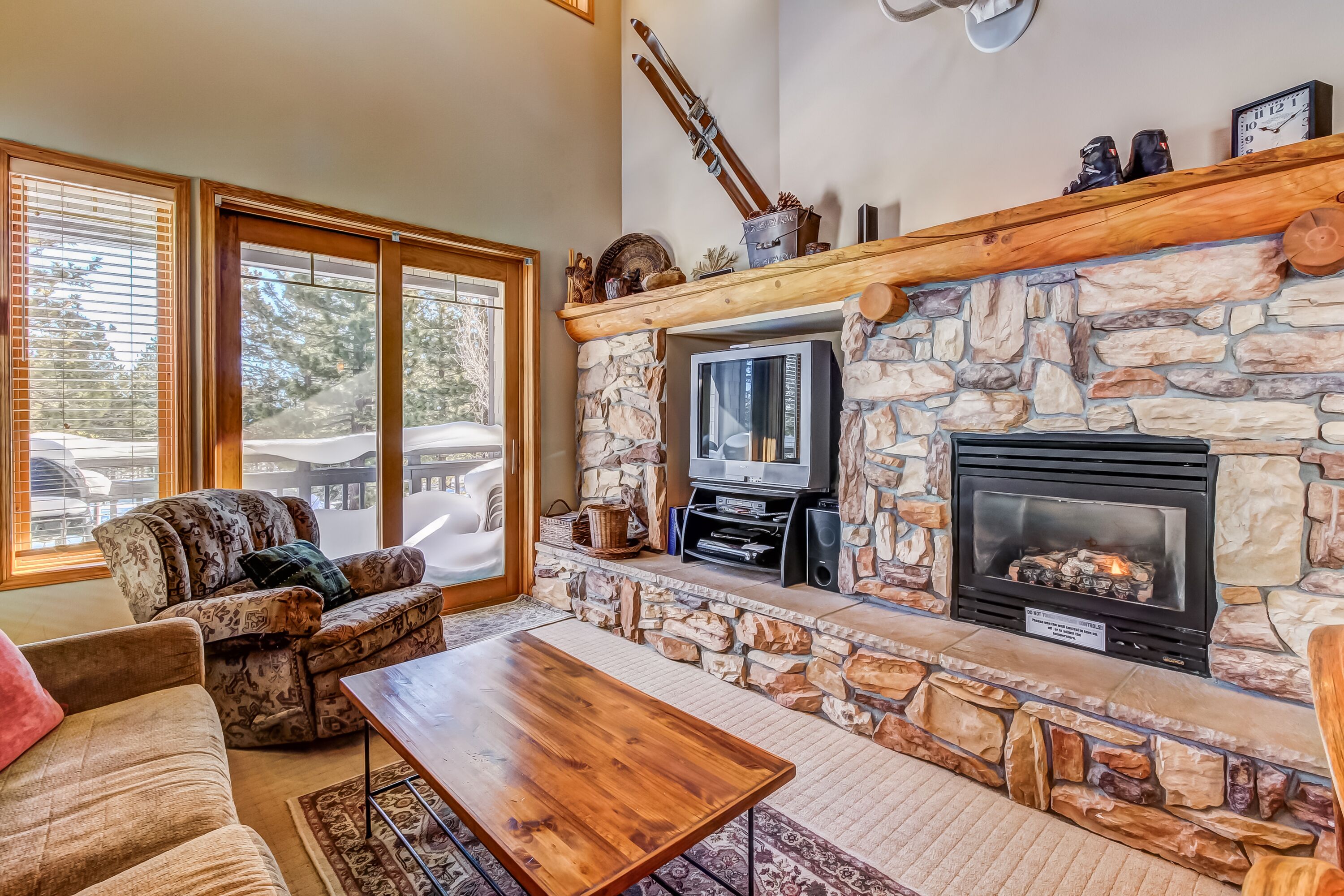 Roomy All-Season Getaway with Mountain View, Shared Hot Tub, & Seasonal Pool