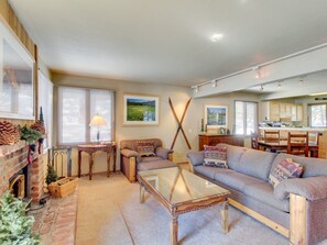 TV, fireplace, DVD player